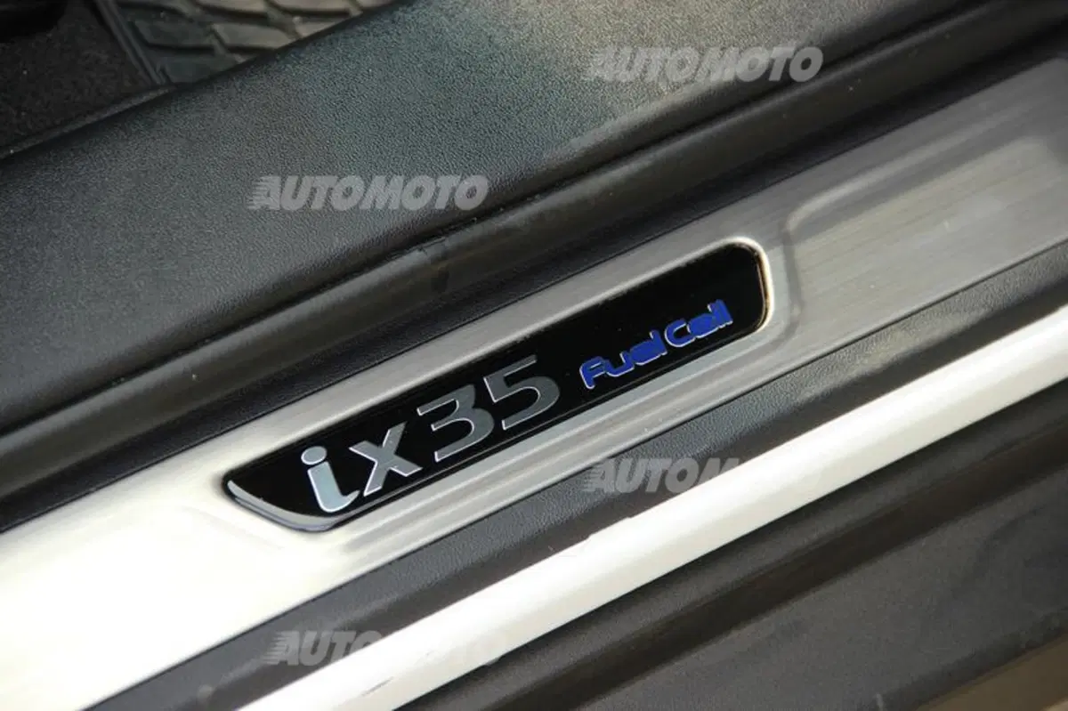 Frank Meijer: «La Hyundai ix35 Fuel Cell a idrogeno è realtà. E' già sul mercato» (17)