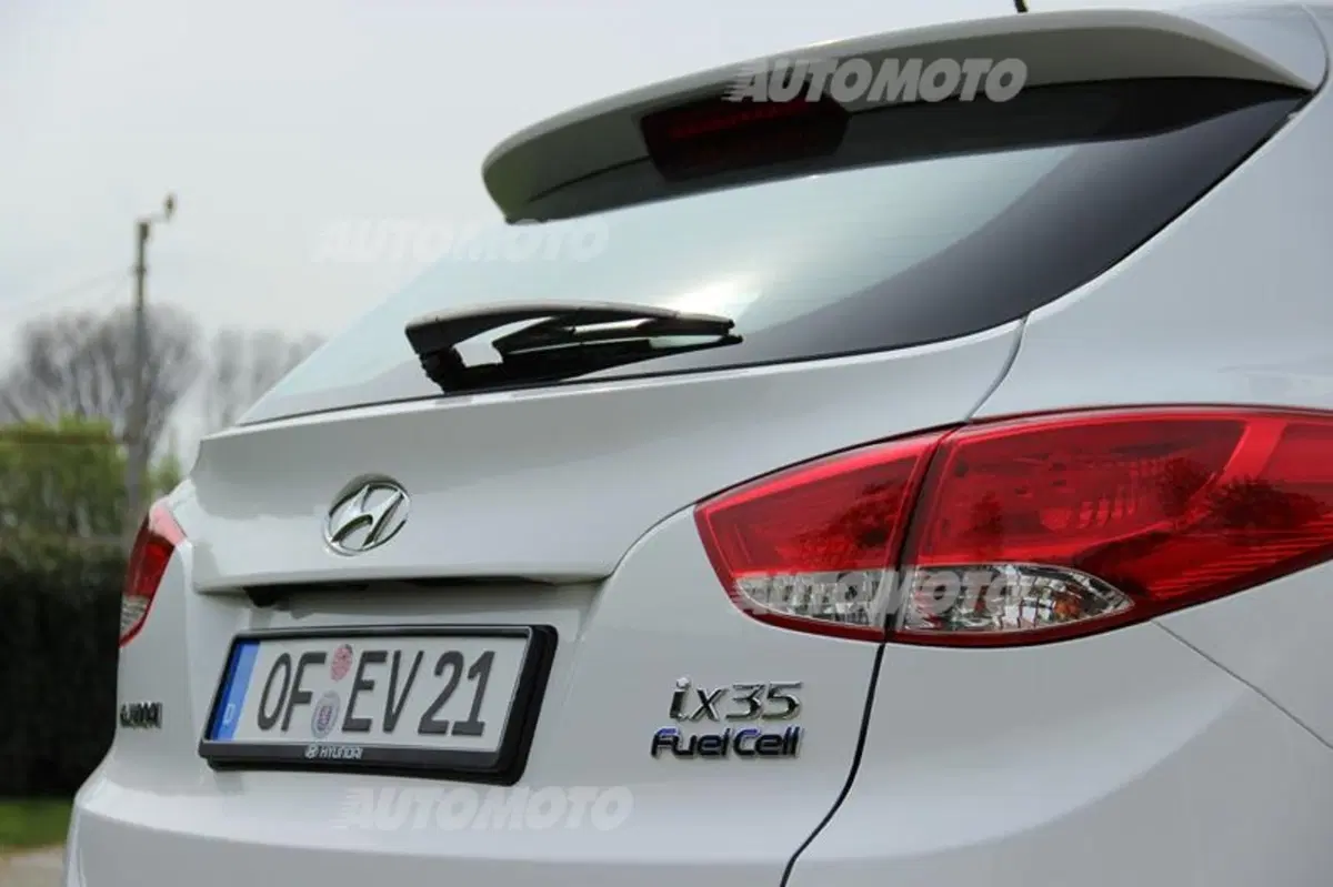 Frank Meijer: «La Hyundai ix35 Fuel Cell a idrogeno è realtà. E' già sul mercato» (20)