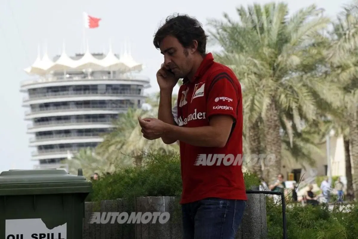 F1 Bahrain 2014: Hamilton domina le libere del venerdì. Kimi vola, ma è 14° (9)