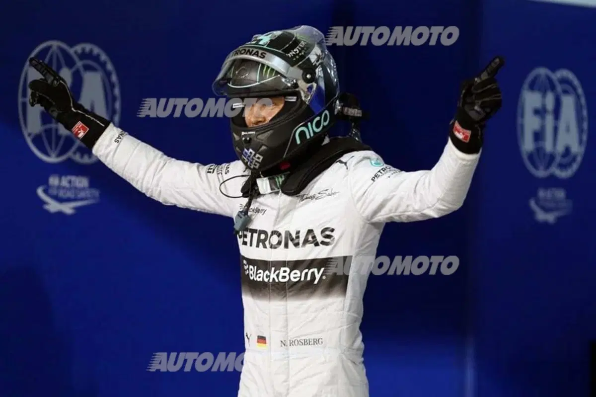 Formula 1 Bahrain 2014: Rosberg strappa la pole position nelle qualifiche (6)