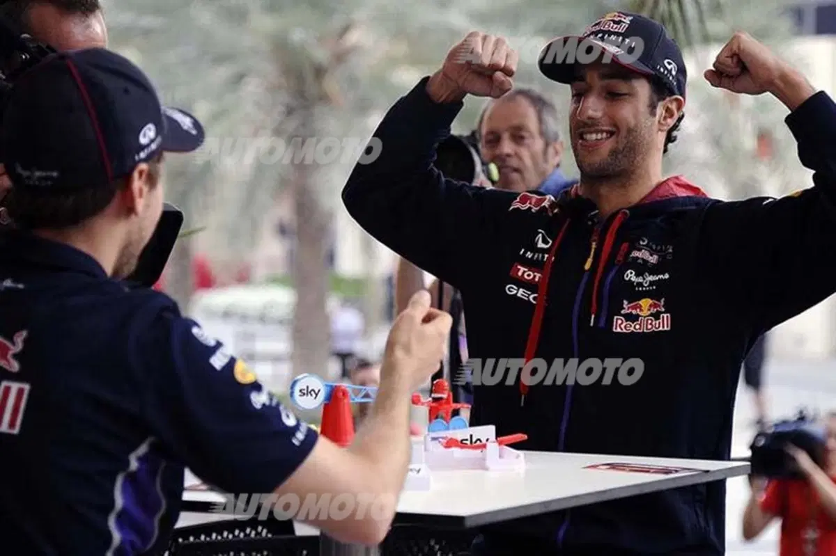 Formula 1 Bahrain 2014: le foto più belle del GP di Sakhir (7)