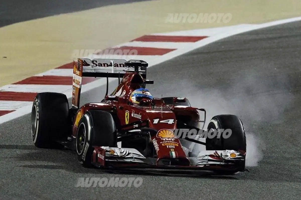 Formula 1 Bahrain 2014: le foto più belle del GP di Sakhir (20)