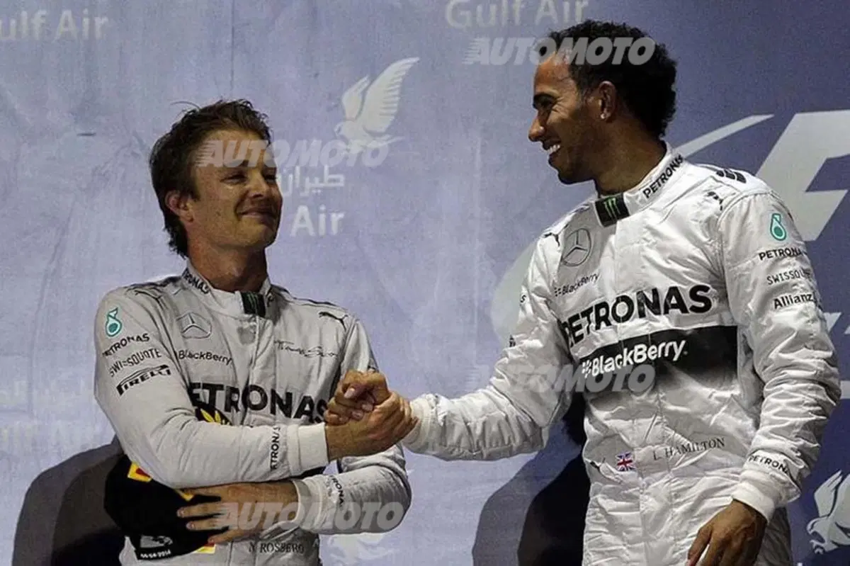 Formula 1 Bahrain 2014: le foto più belle del GP di Sakhir (24)