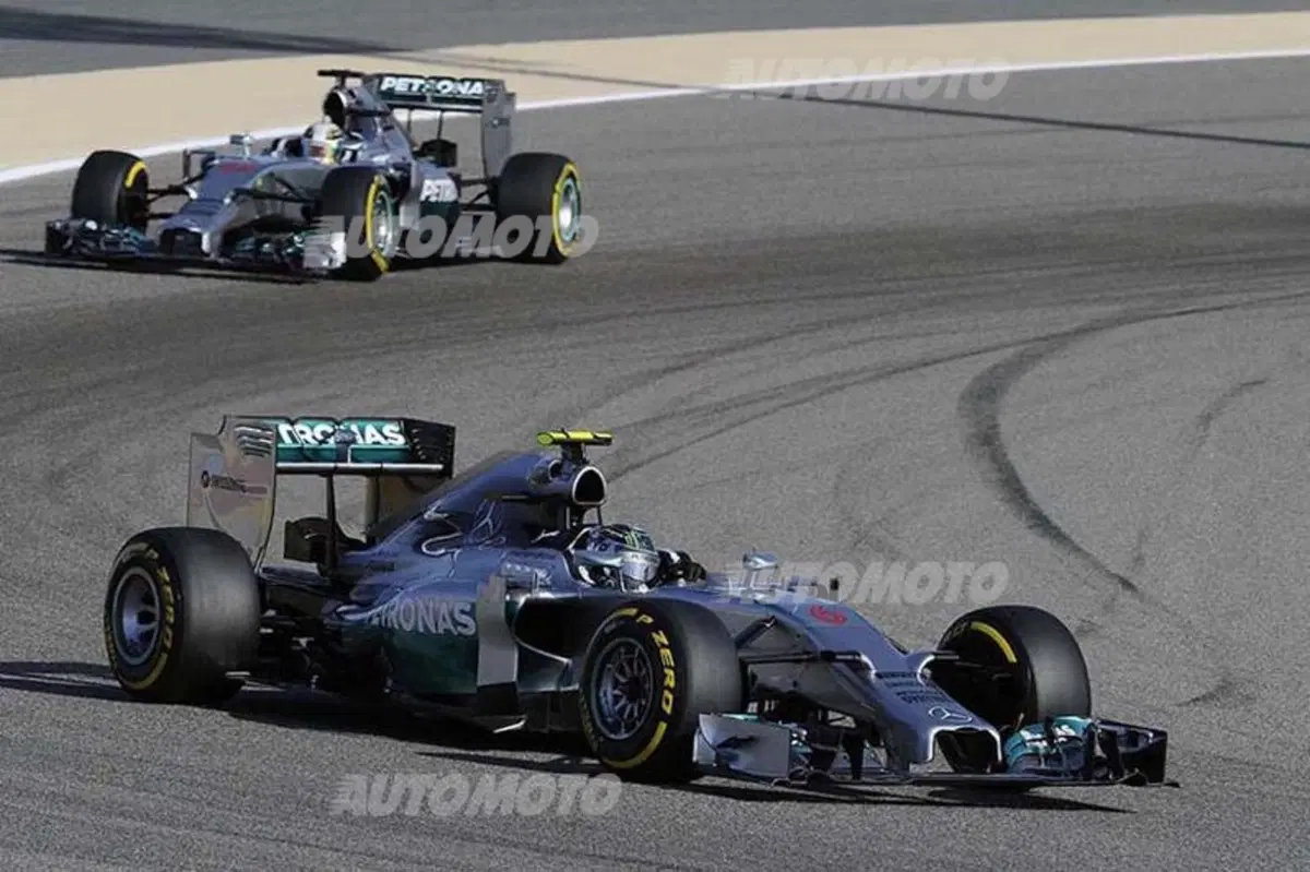 Formula 1 Bahrain 2014: le foto più belle del GP di Sakhir (30)