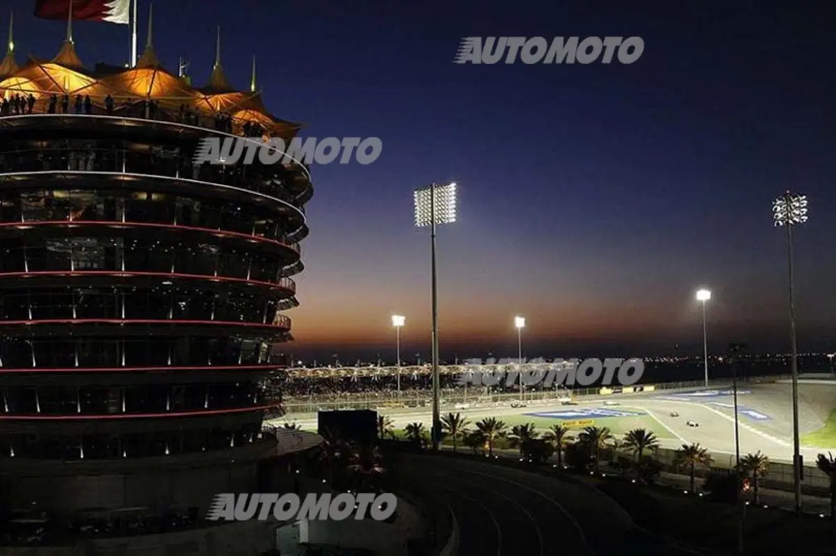 Formula 1 Bahrain 2014: le foto più belle del GP di Sakhir (31)