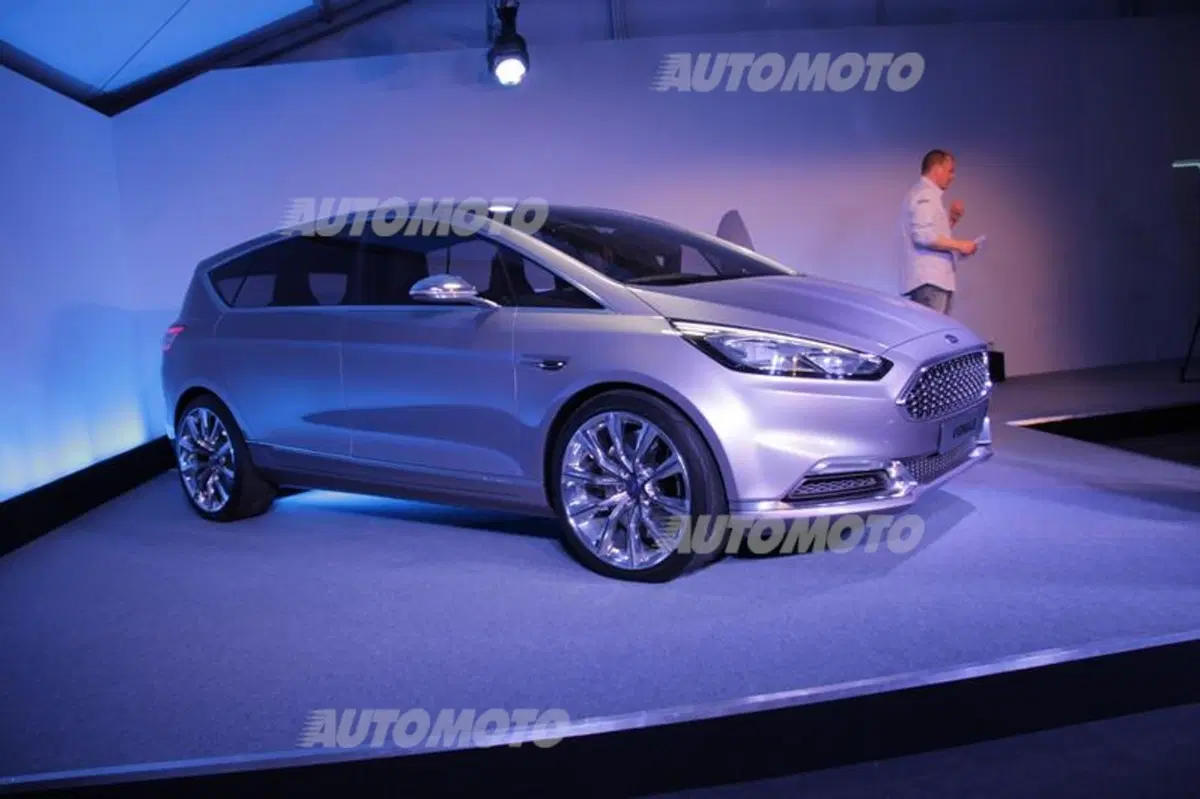 Ford al Salone del Mobile 2014 con la S-MAX Vignale concept (2)