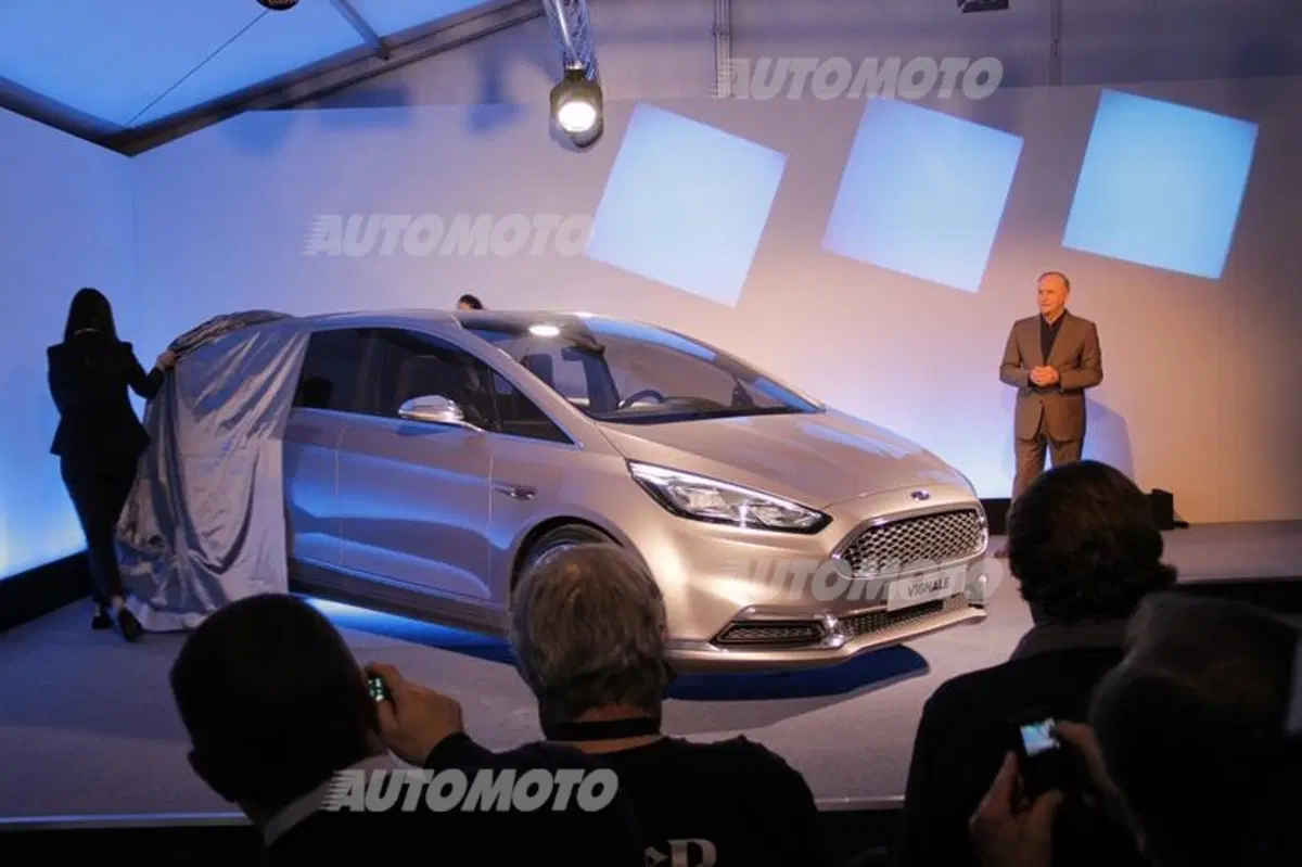 Ford al Salone del Mobile 2014 con la S-MAX Vignale concept (4)