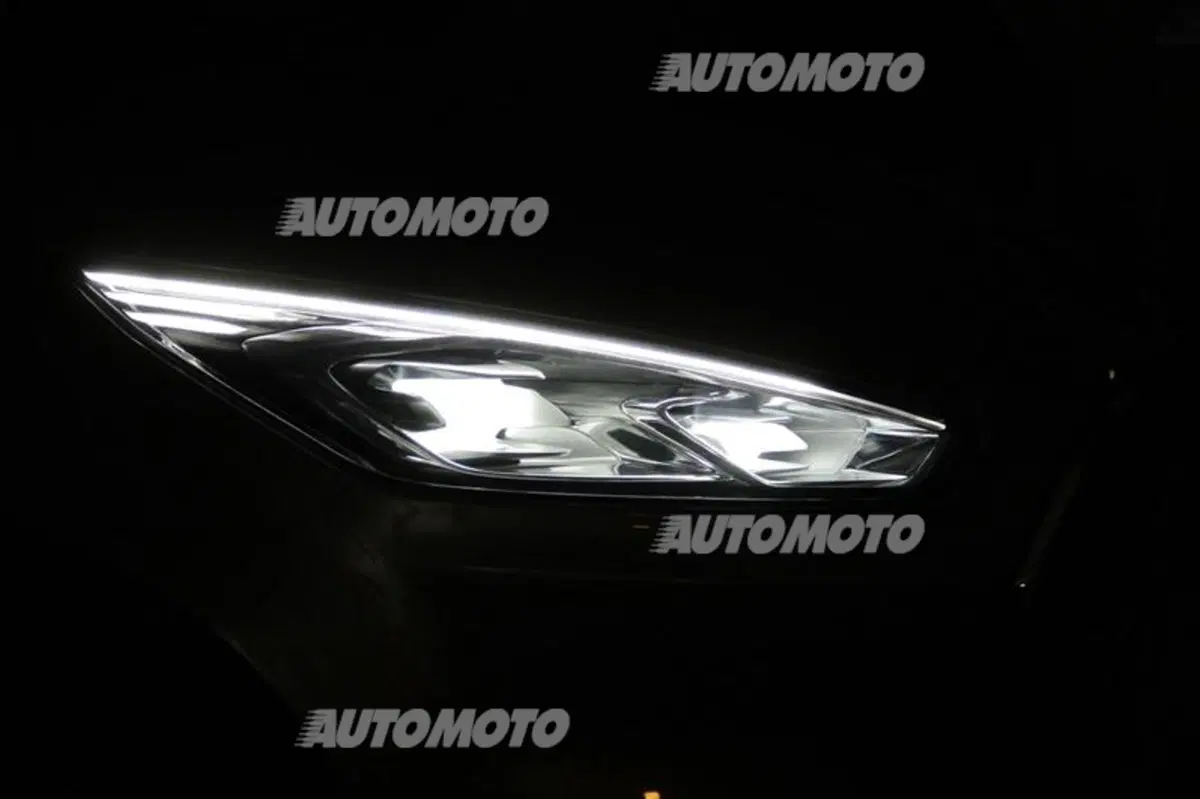 Ford al Salone del Mobile 2014 con la S-MAX Vignale concept (13)