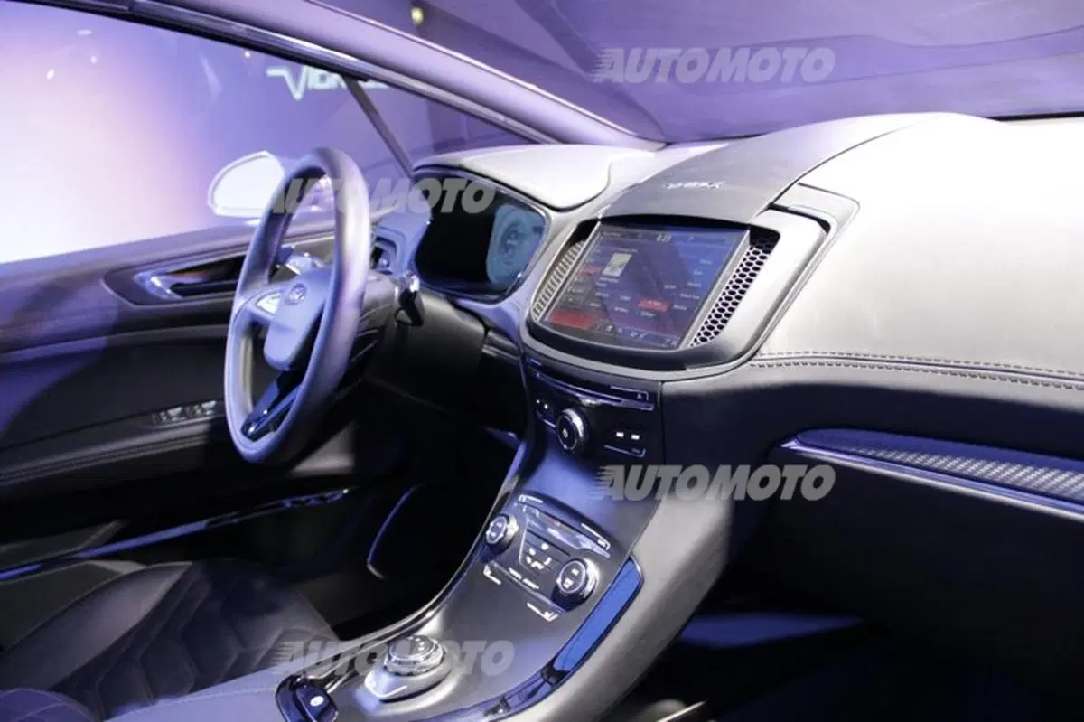 Ford al Salone del Mobile 2014 con la S-MAX Vignale concept (24)