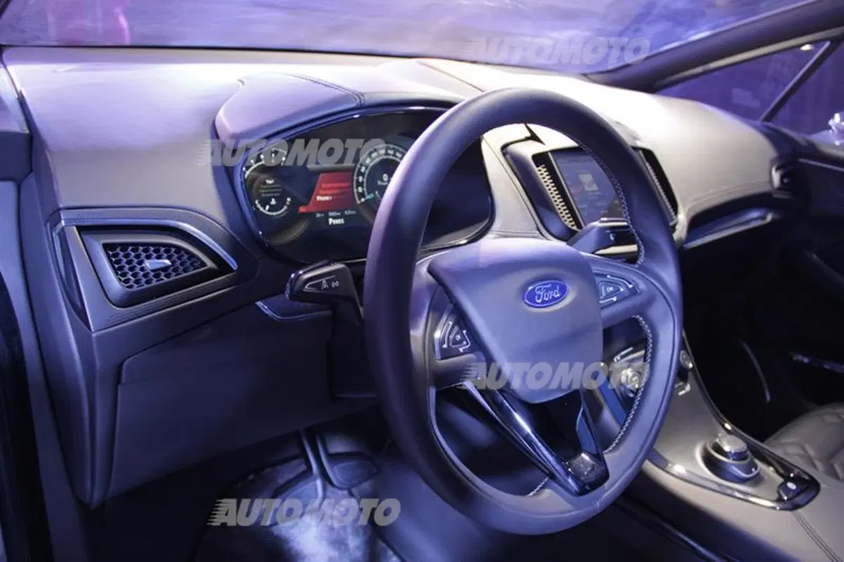 Ford al Salone del Mobile 2014 con la S-MAX Vignale concept (25)