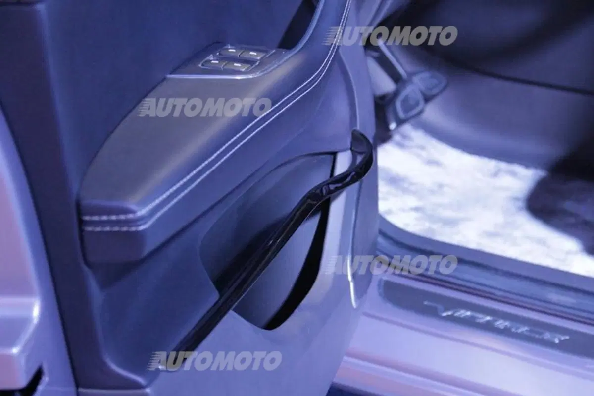 Ford al Salone del Mobile 2014 con la S-MAX Vignale concept (37)