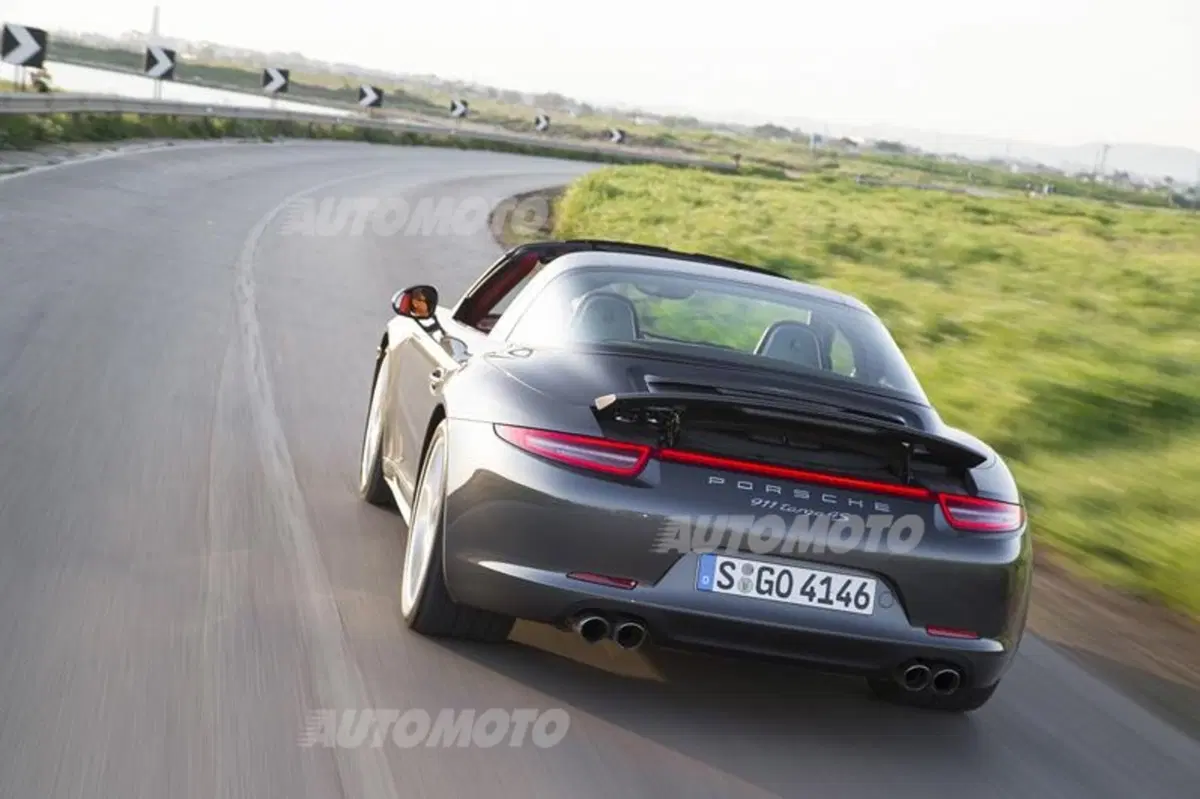 Porsche 911 Targa 4 (6)