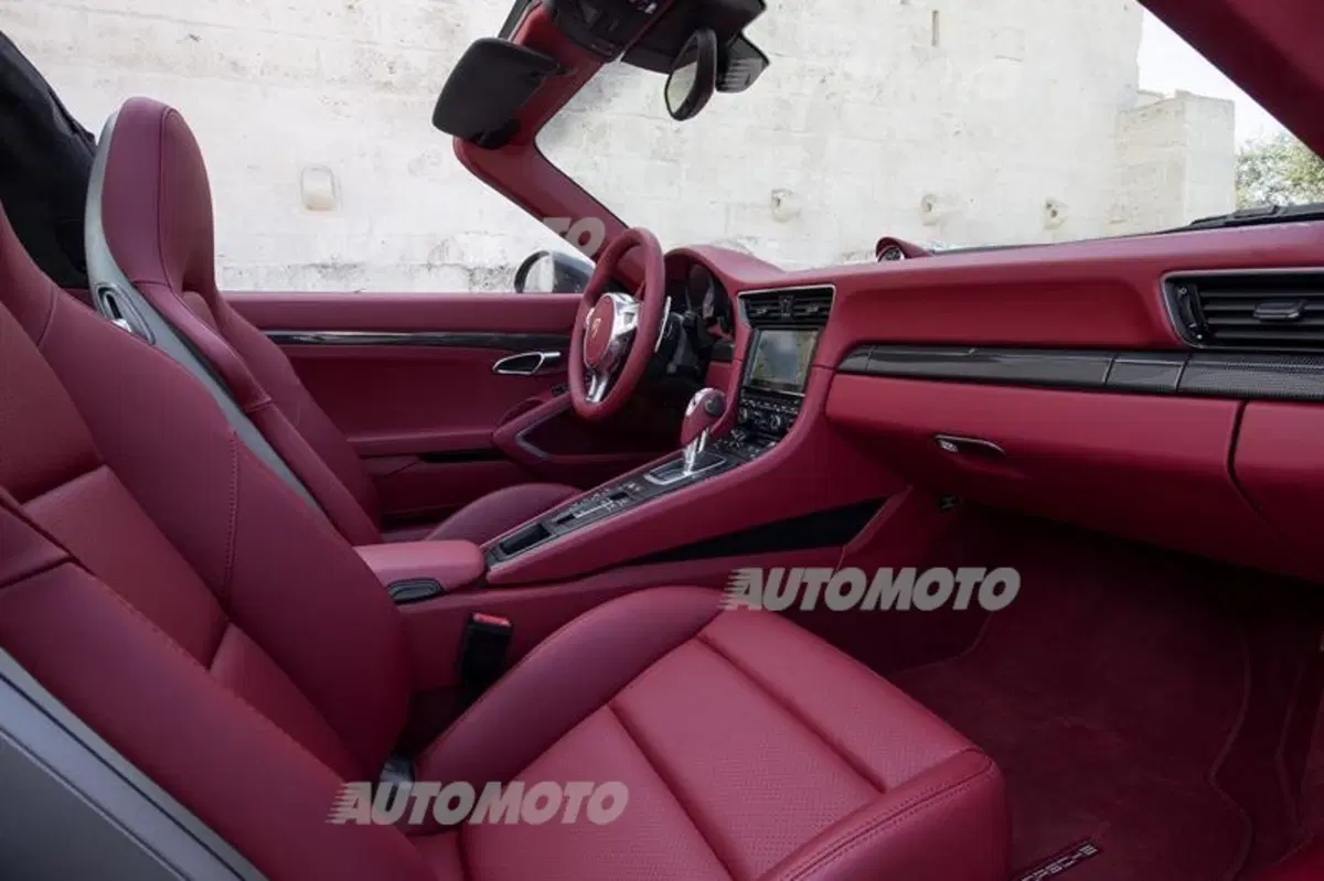 Porsche 911 Targa 4 (44)