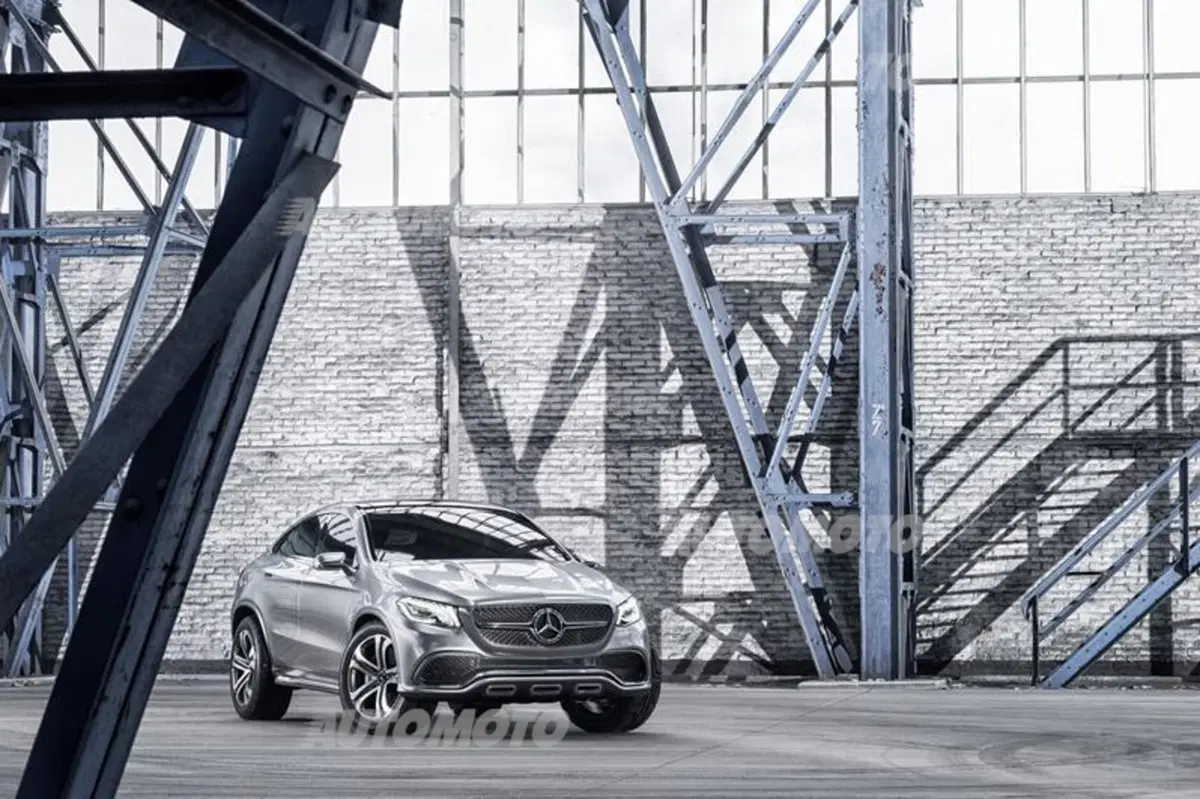 Mercedes-Benz Concept Coupé SUV: tutte le immagini (9)