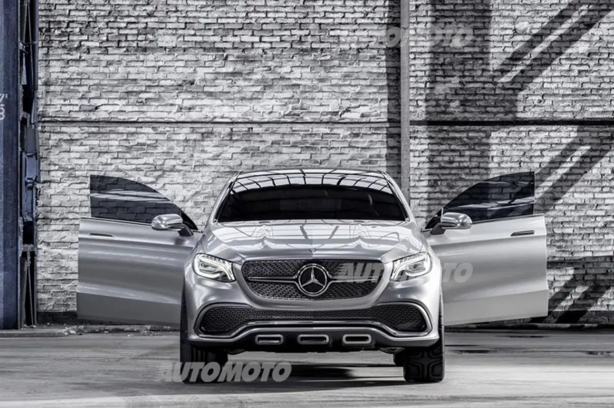 Mercedes-Benz Concept Coupé SUV: tutte le immagini (13)