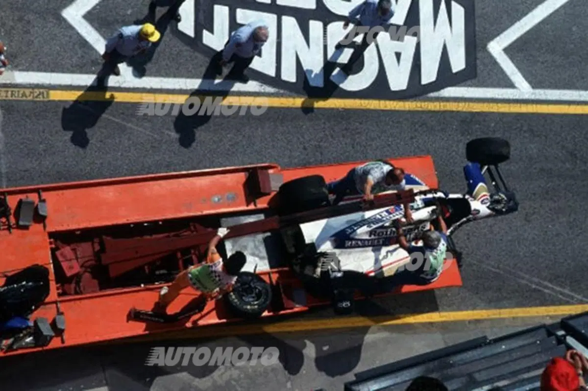 Ricordando Senna. "Quel giorno a Imola, con la morte in pista" (3)
