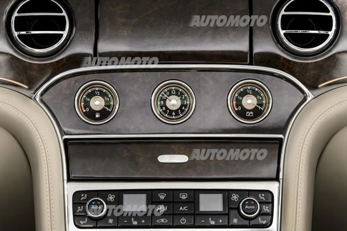 Bentley Hybrid Concept (8)