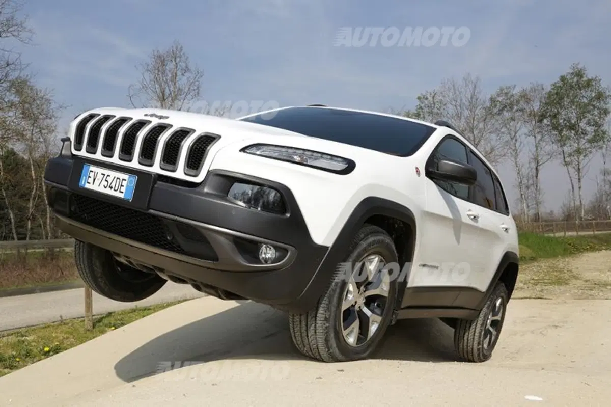 Nuova Jeep Cherokee 2014 (8)