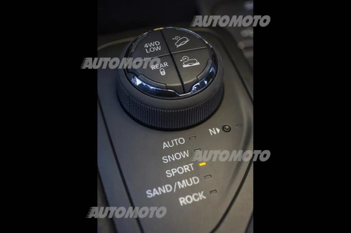 Nuova Jeep Cherokee 2014 (57)