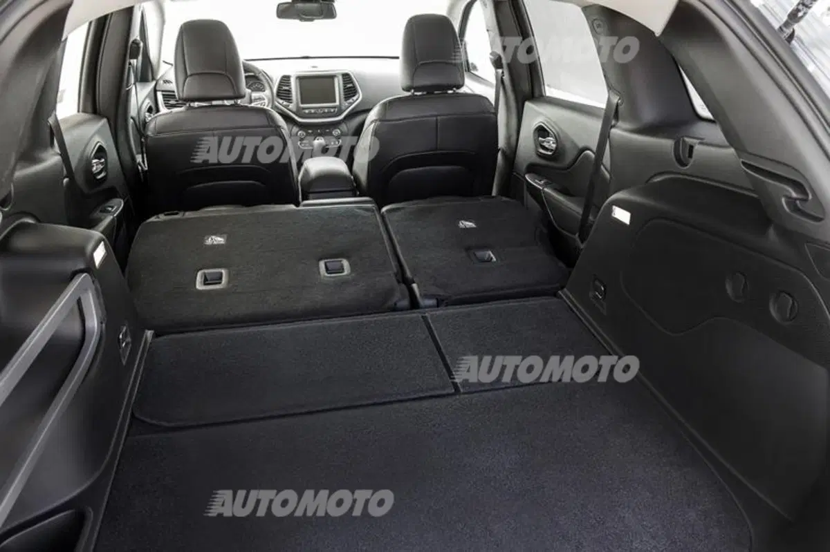 Nuova Jeep Cherokee 2014 (59)