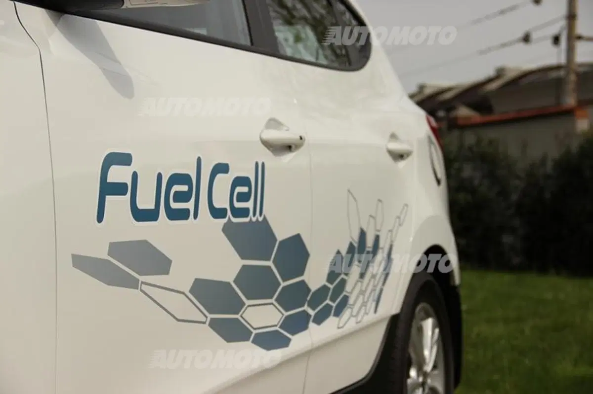 Hyundai ix35 Fuel Cell (13)