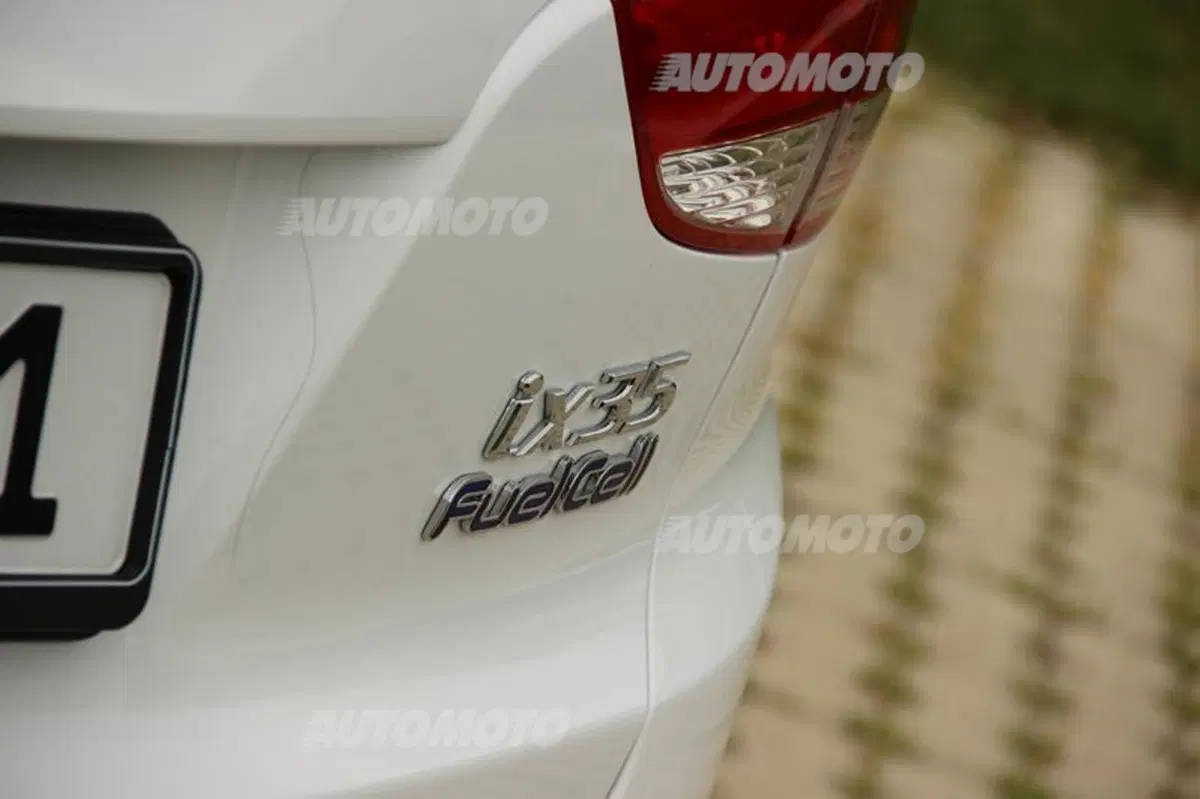 Hyundai ix35 Fuel Cell (19)
