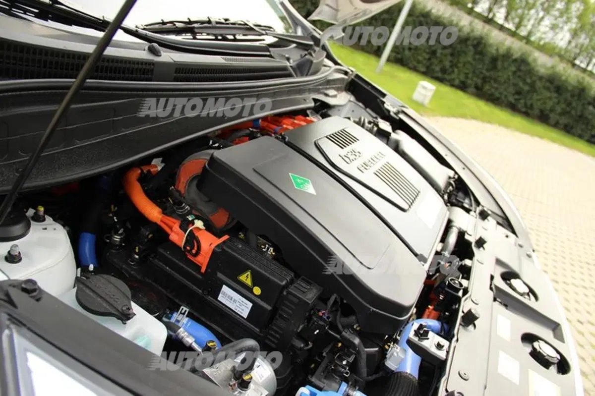 Hyundai ix35 Fuel Cell (35)