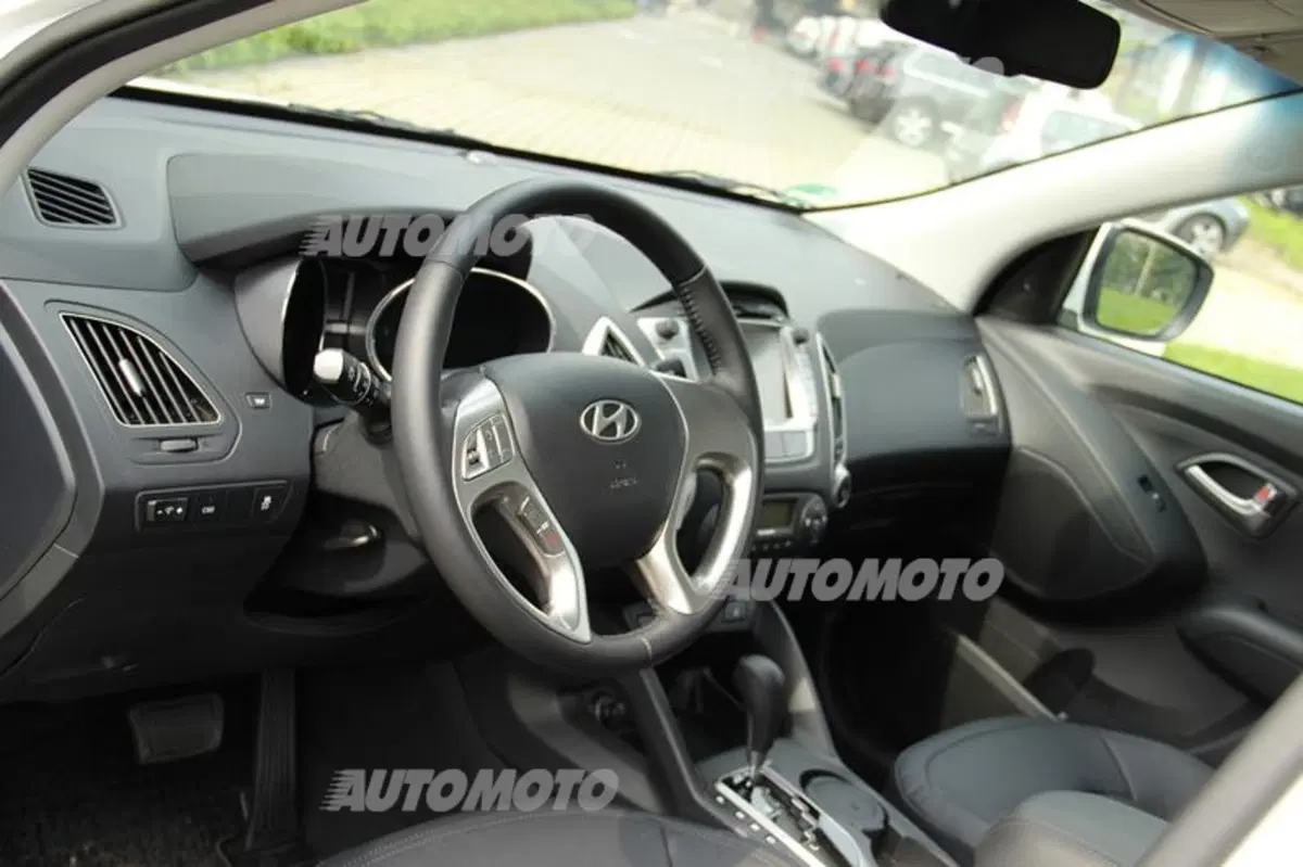 Hyundai ix35 Fuel Cell (37)