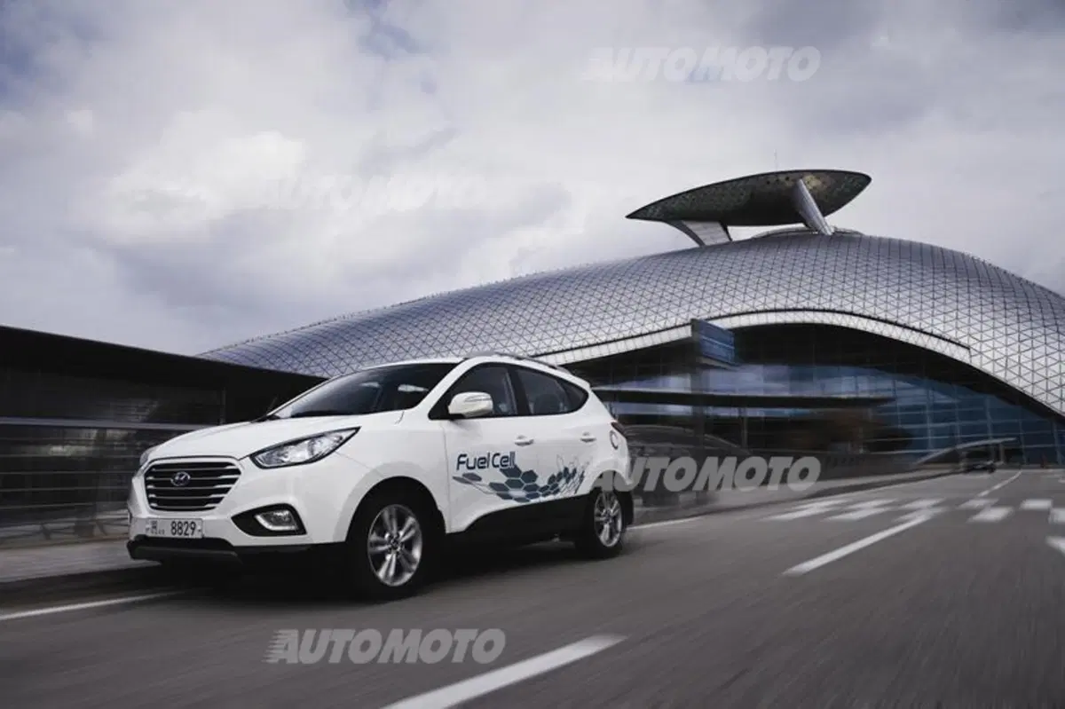 Hyundai ix35 Fuel Cell (52)