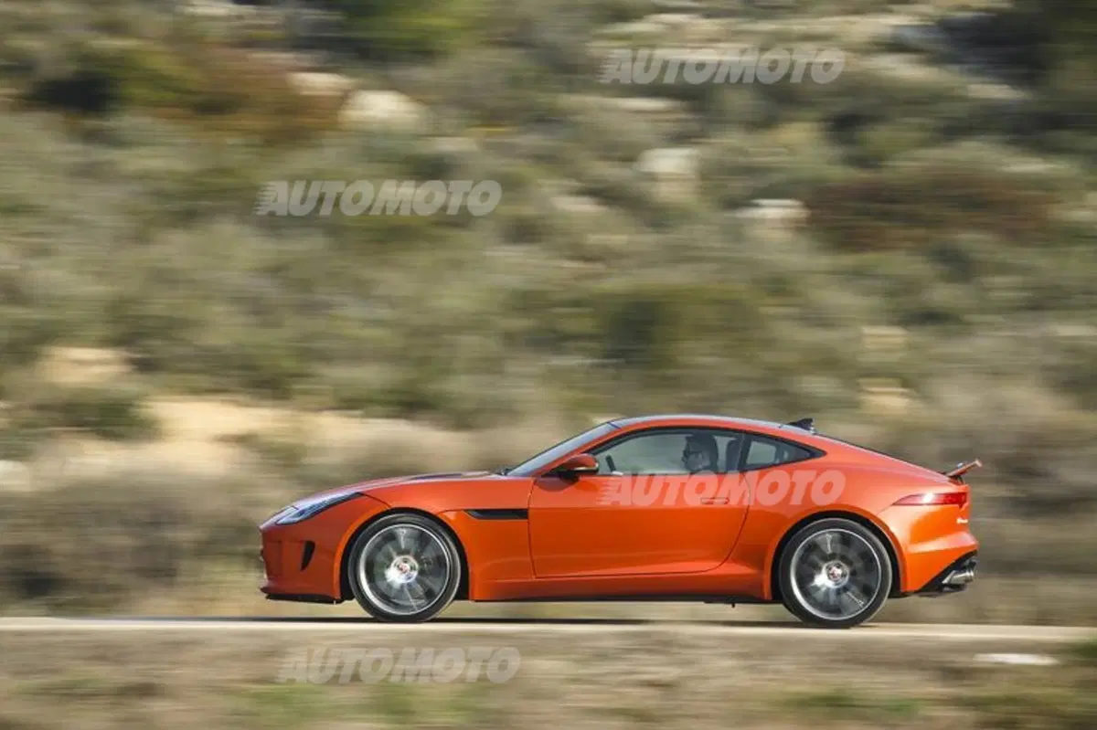 Jaguar F-Type Coupé (5)