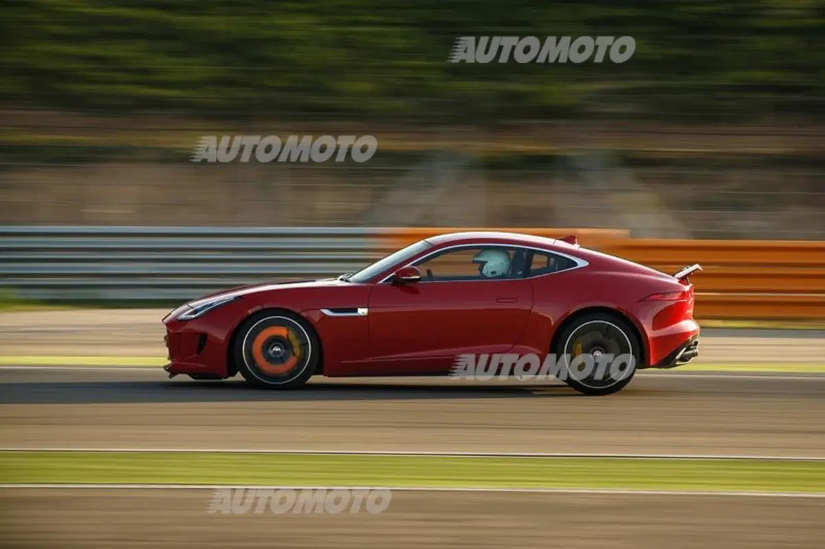 Jaguar F-Type Coupé (9)
