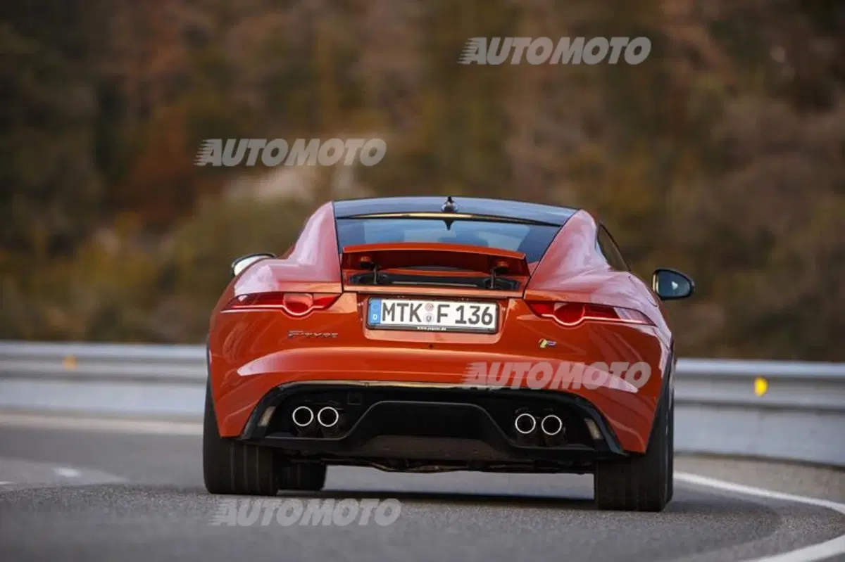 Jaguar F-Type Coupé (15)
