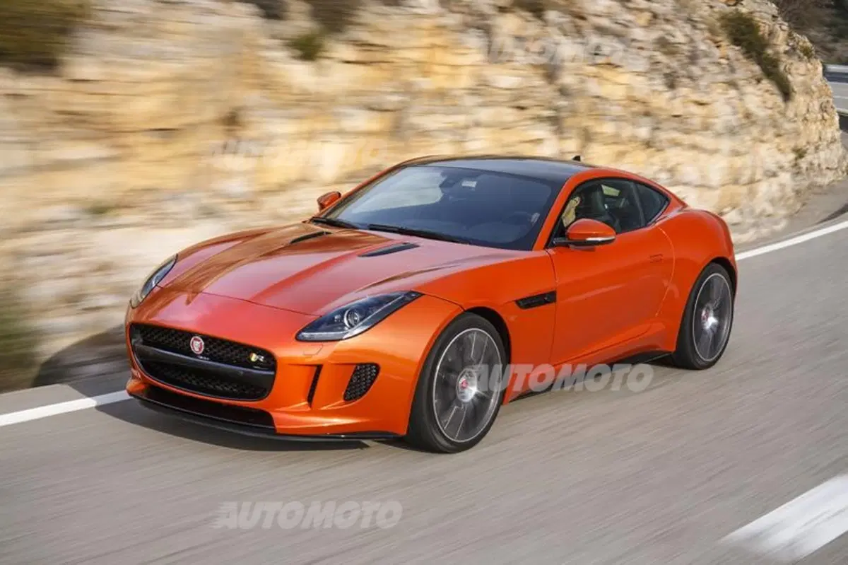 Jaguar F-Type Coupé (17)