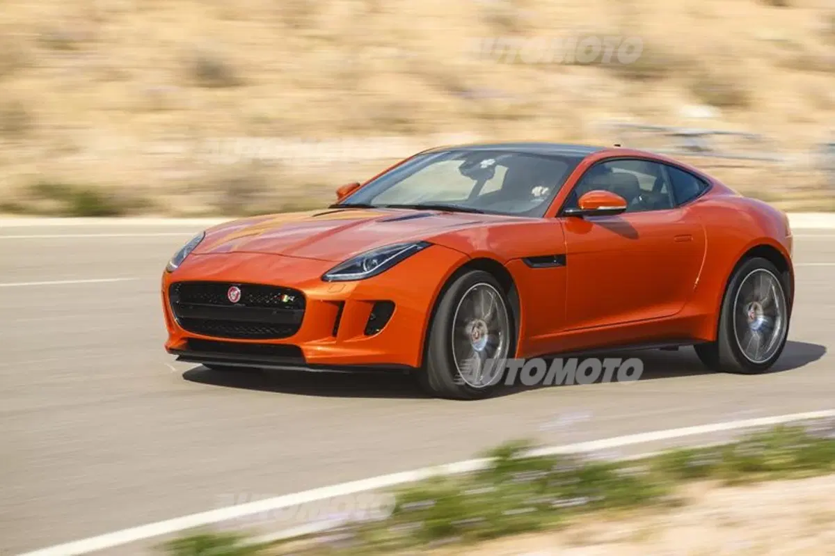 Jaguar F-Type Coupé (24)