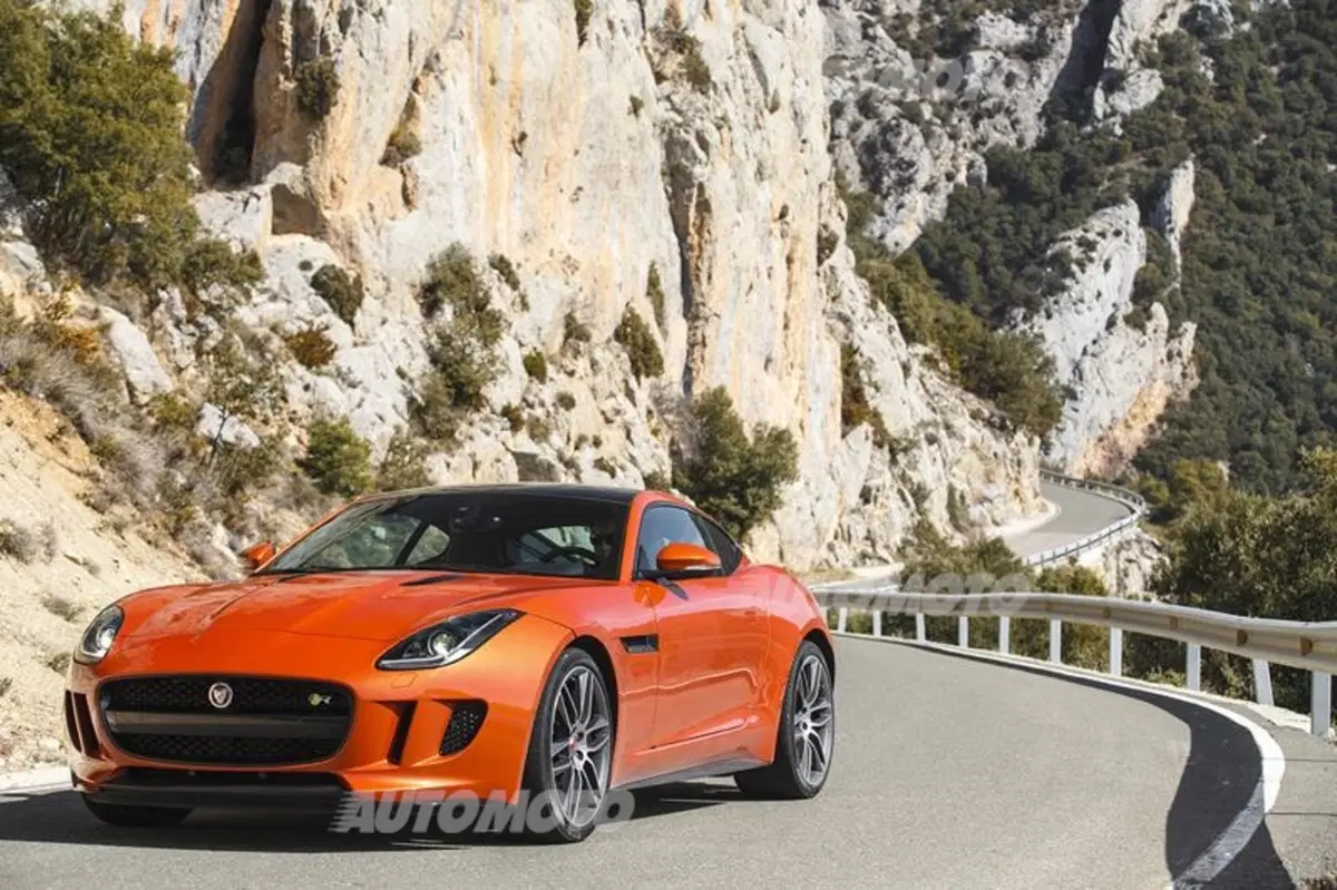 Jaguar F-Type Coupé (38)