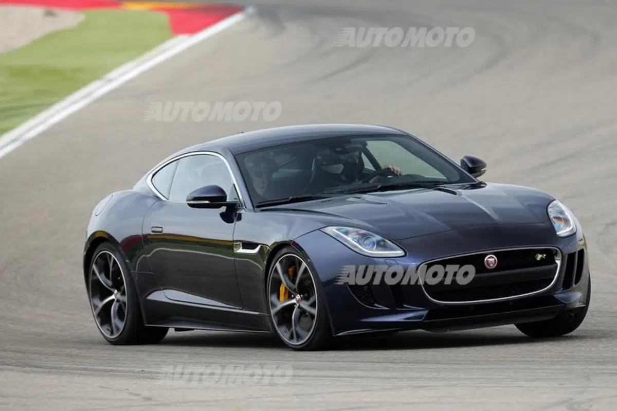 Jaguar F-Type Coupé (45)