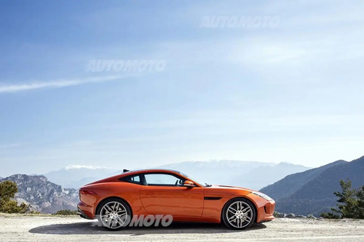 Jaguar F-Type Coupé (46)