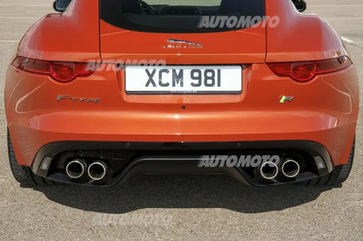 Jaguar F-Type Coupé (58)
