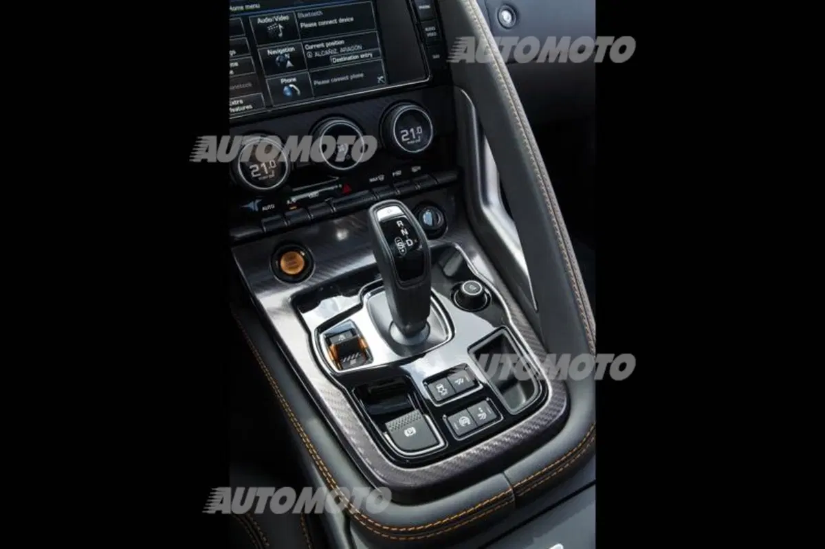 Jaguar F-Type Coupé (64)