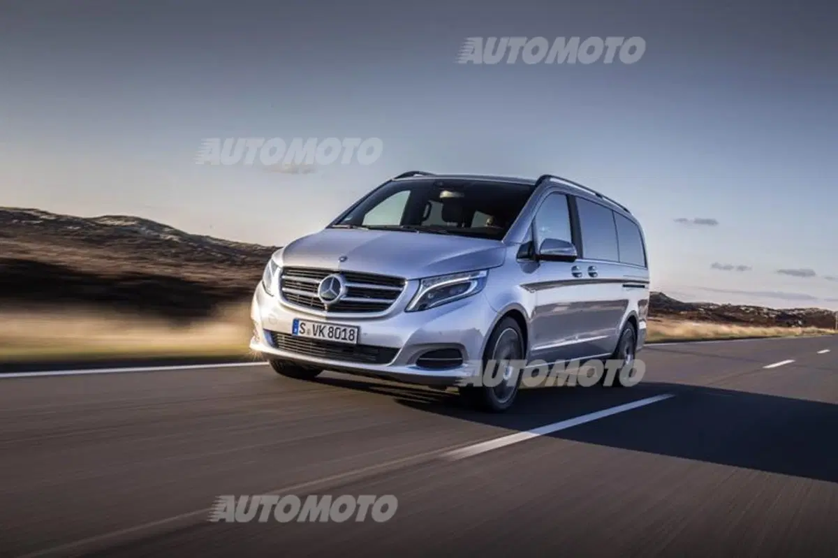 Andrea Verdolotti: «Classe V rappresenta tutto lo stile e la tecnologia di Mercedes» (3)
