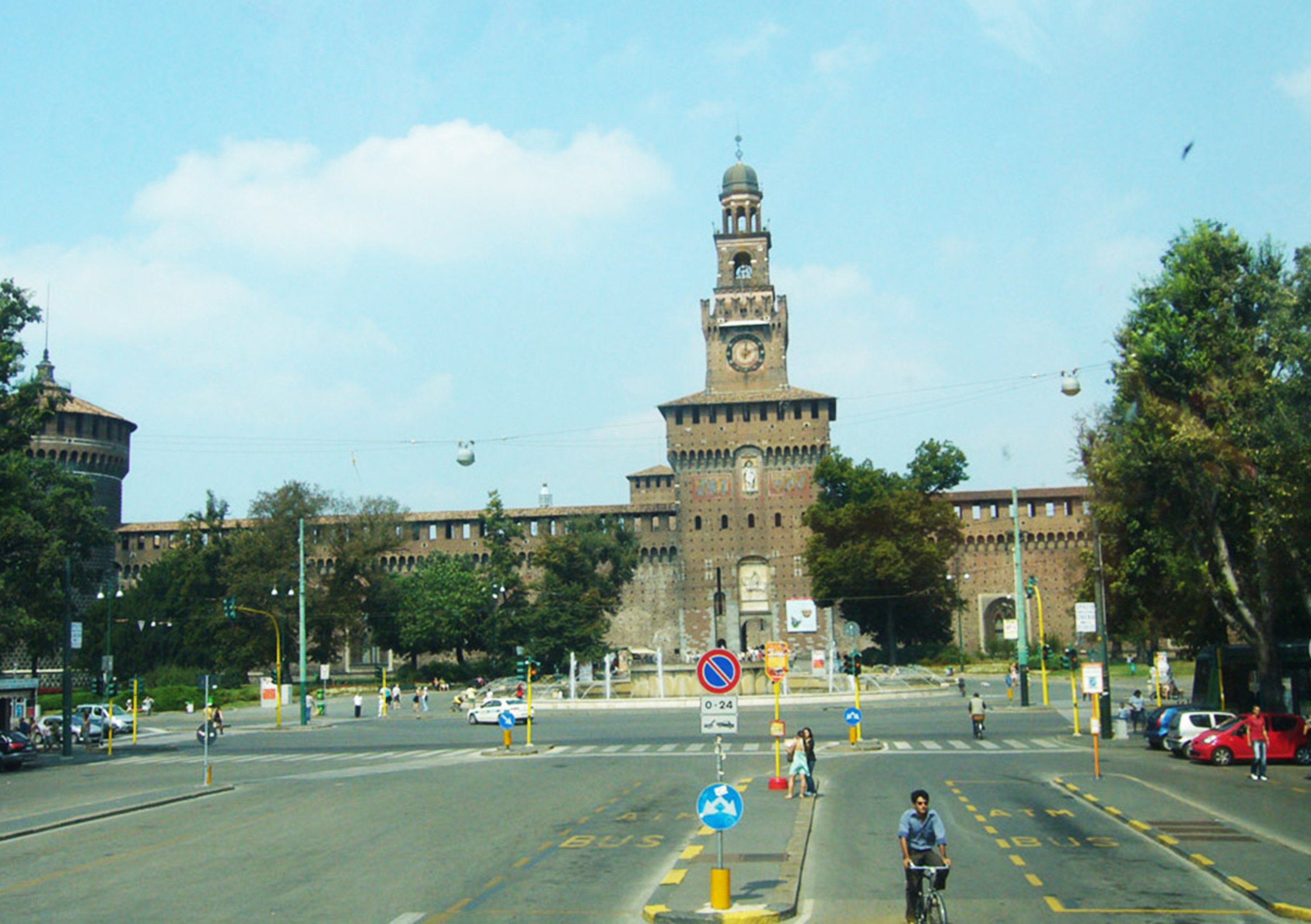 Milano, Piazza Castello: dal 22 aprile al via i lavori per la pedonalizzazione