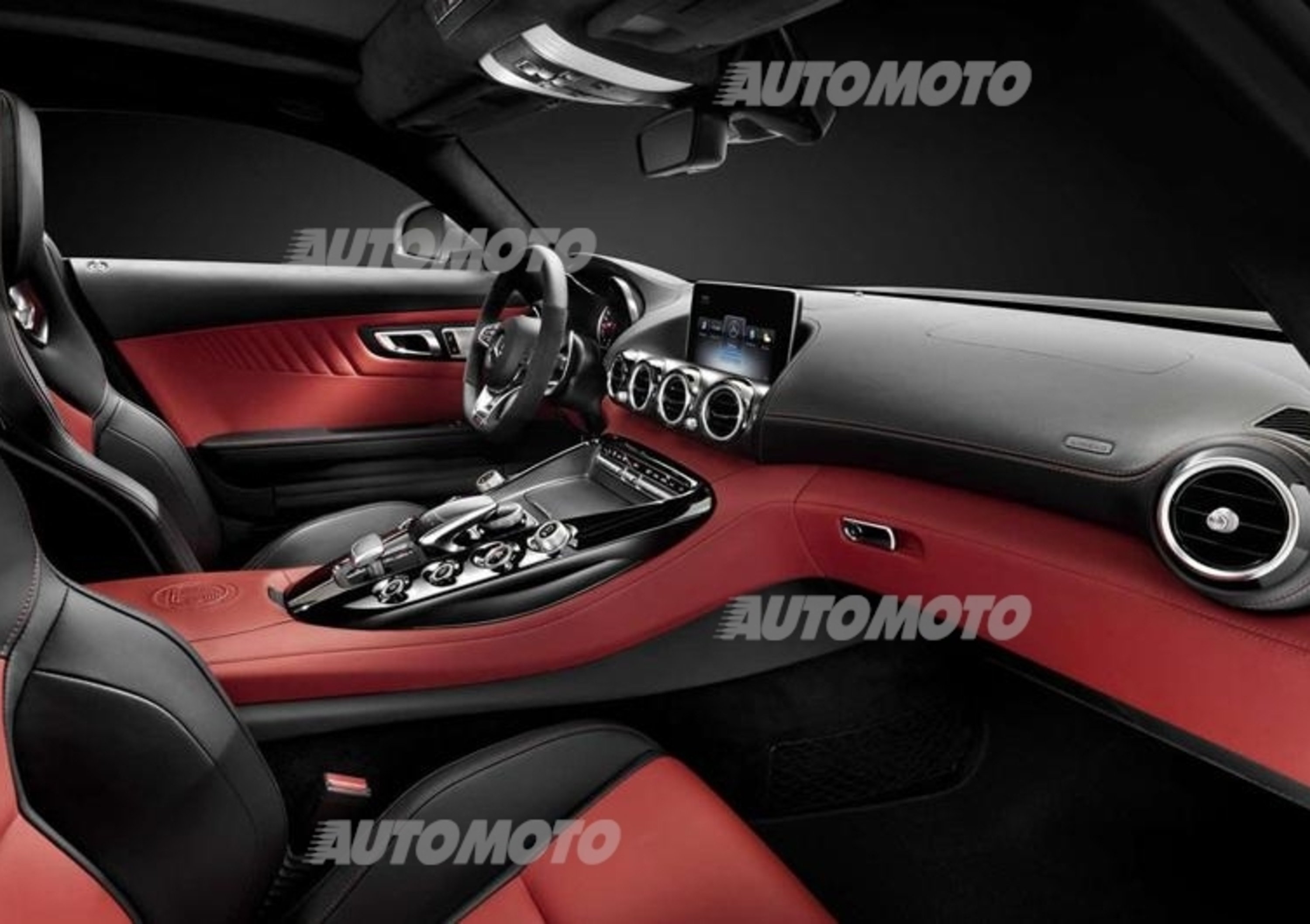 Mercedes-AMG GT: prime immagini degli interni