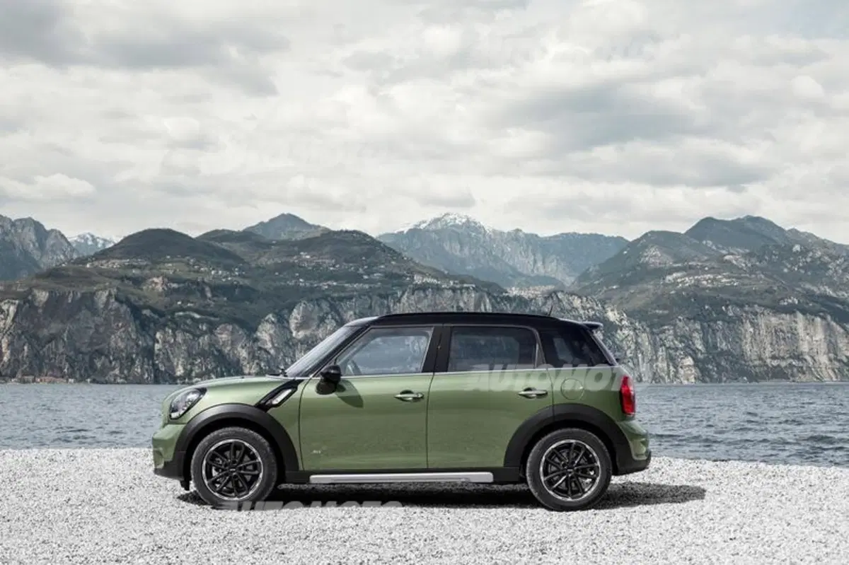 Mini Countryman restyling (9)
