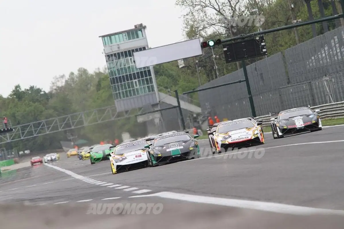 Lamborghini Super Trofeo, Monza. Pavlovic: «Mai smettere di lottare. Carpe diem» (12)