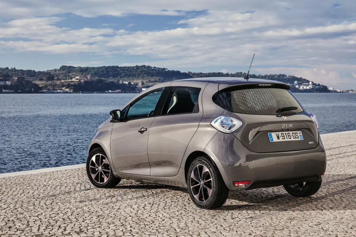 Renault Zoe: trecento veri km di autonomia (16)