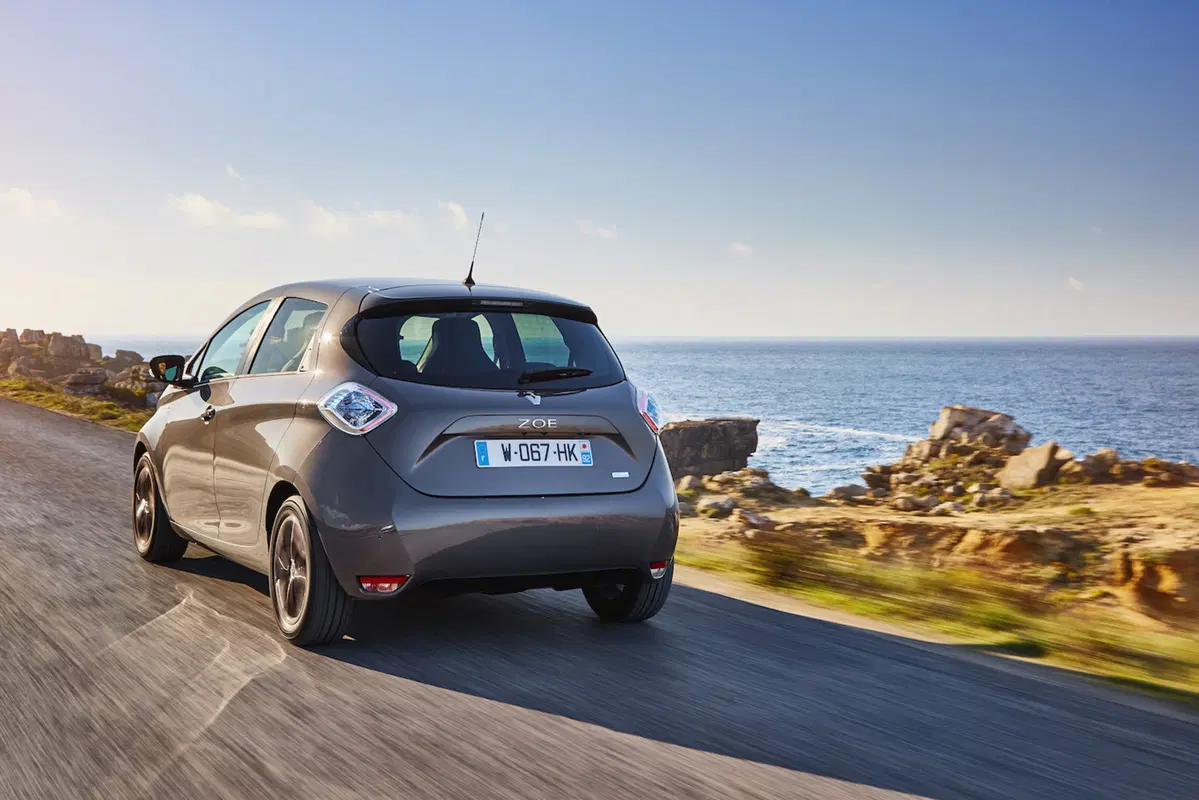 Renault Zoe: trecento veri km di autonomia (22)