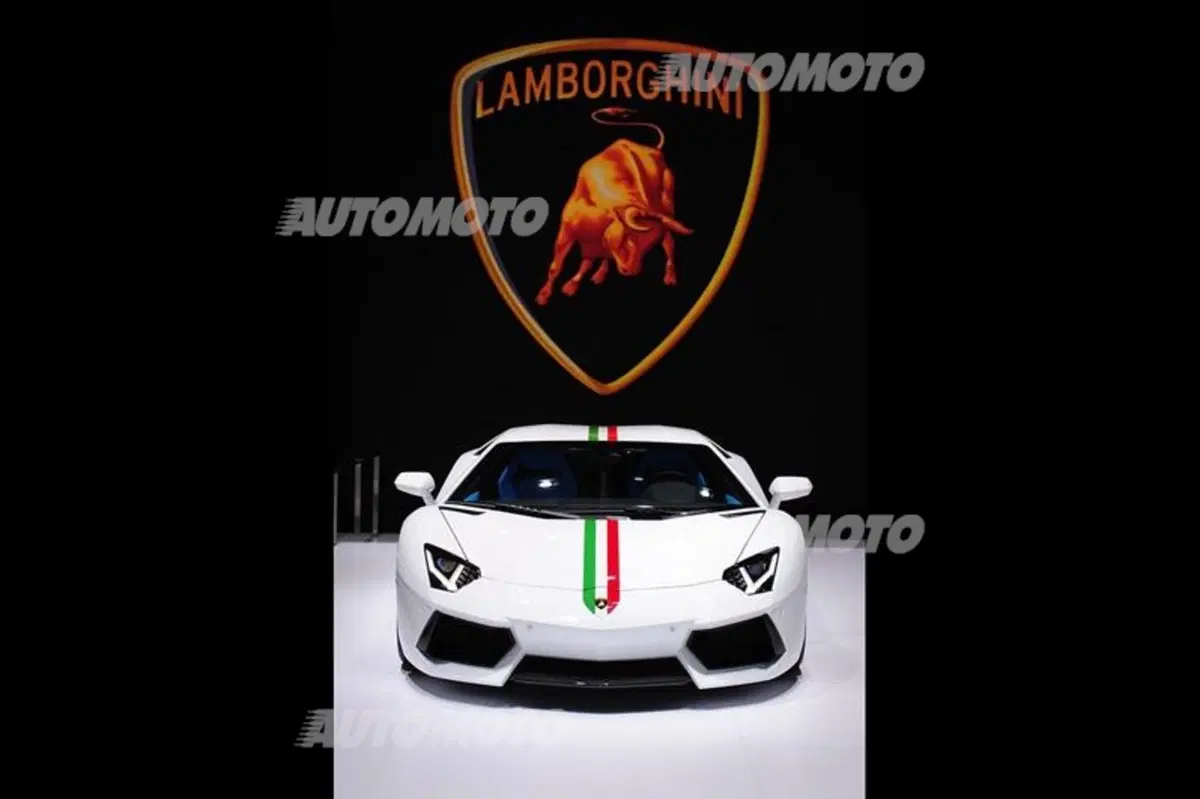 Lamborghini Aventador LP 700-4 Nazionale (3)
