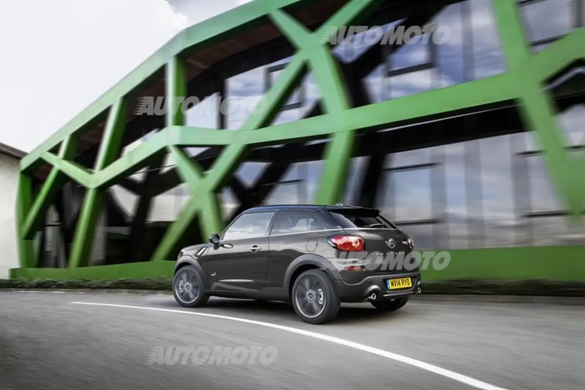 Mini Paceman restyling: ritocchi estetici e motori Euro 6 (7)