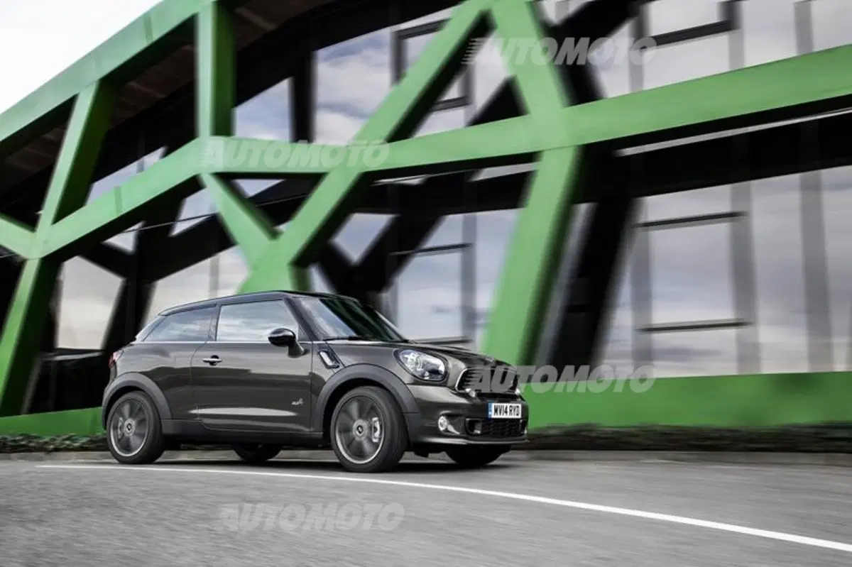 Mini Paceman restyling: ritocchi estetici e motori Euro 6 (8)