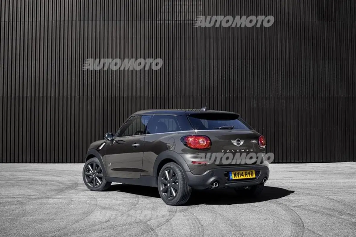 Mini Paceman restyling: ritocchi estetici e motori Euro 6 (9)